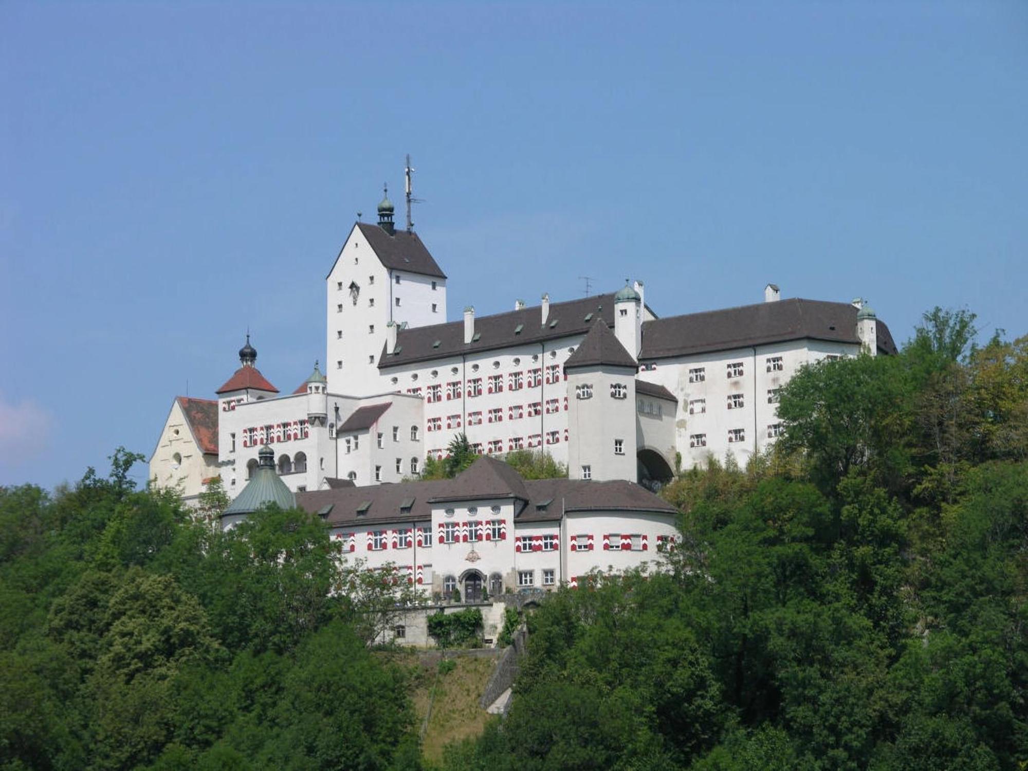 Ferienwohnung Im Burghotel Aschau im Chiemgau Eksteriør bilde